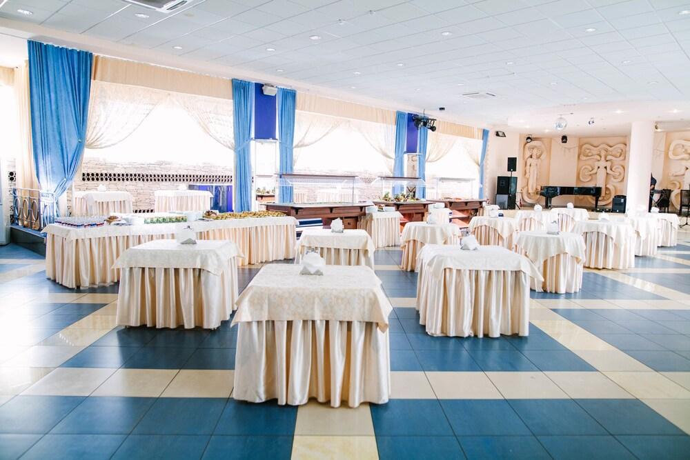 Tourist Hotel มินสก์ ภายนอก รูปภาพ
