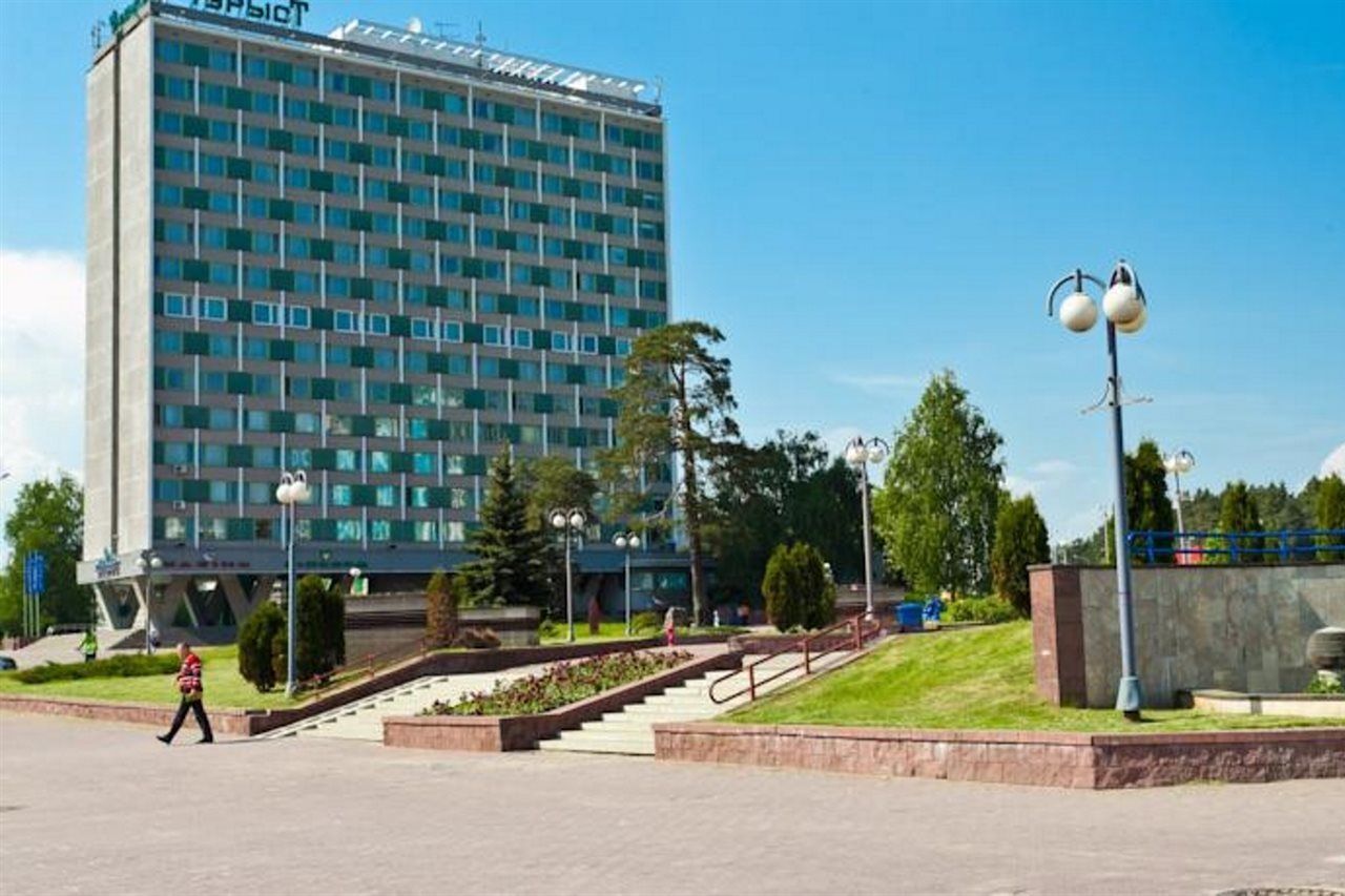Tourist Hotel มินสก์ ภายนอก รูปภาพ