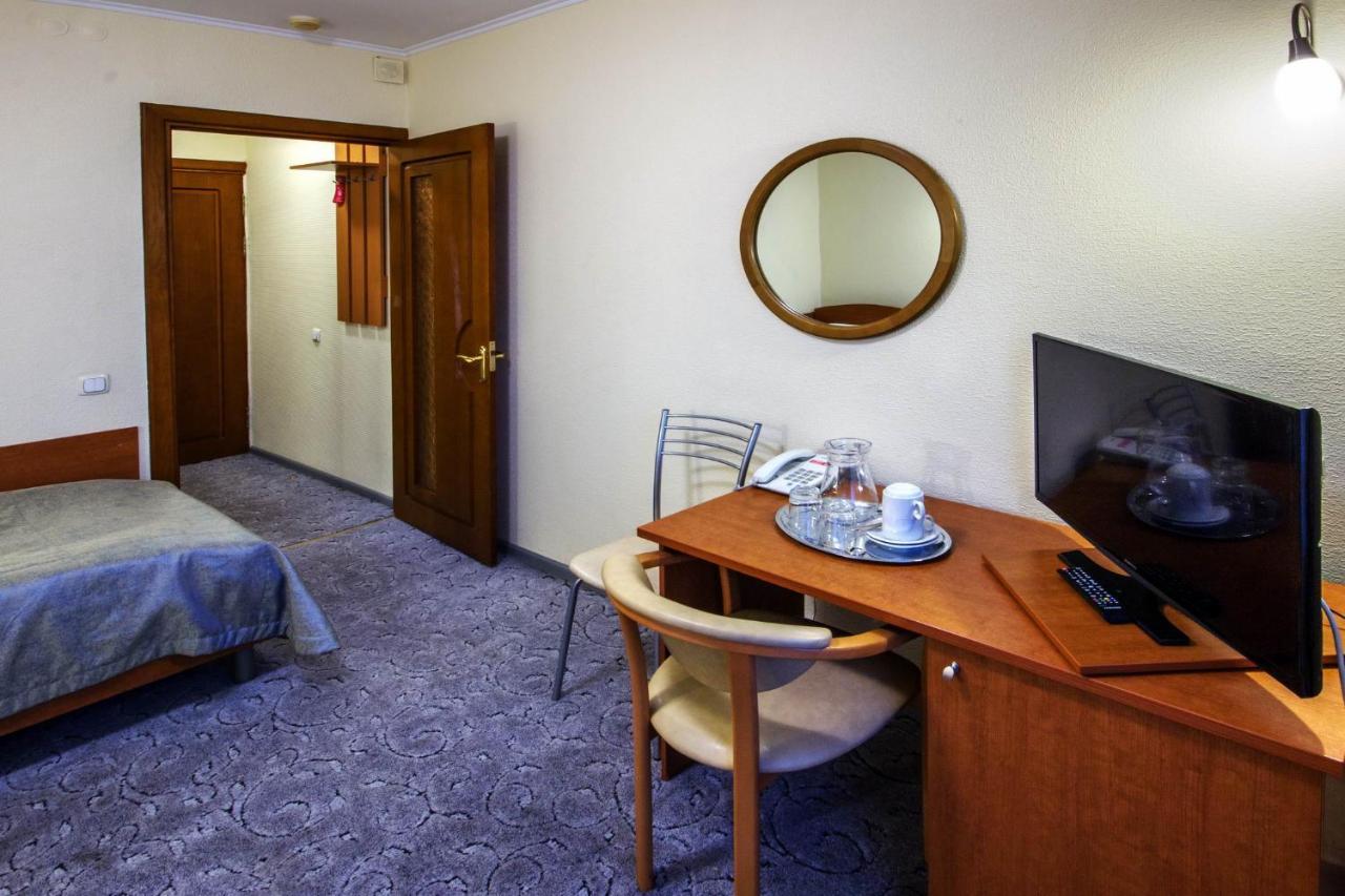 Tourist Hotel มินสก์ ภายนอก รูปภาพ